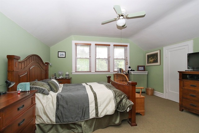 1300 E Prairie Ave, Des Plaines, IL 60016 photo 15