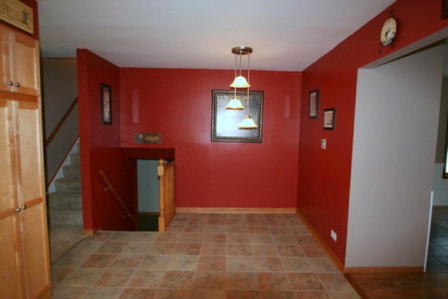 5718 Dover Rd, Oak Forest, IL 60452 photo 4