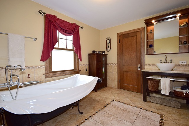 456 Shenstone Rd, Riverside, IL 60546 photo 21