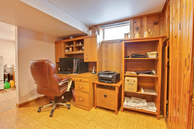 1301 N Lind Ave, Berkeley, IL 60163 photo 14