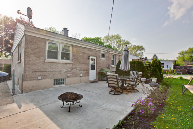 1301 N Lind Ave, Berkeley, IL 60163 photo 16