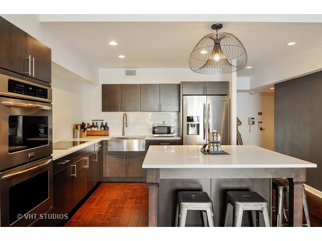 175 E Delaware Pl #4609, Chicago, IL 60611 photo 2