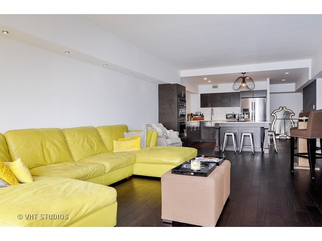 175 E Delaware Pl #4609, Chicago, IL 60611 photo 3