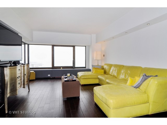 175 E Delaware Pl #4609, Chicago, IL 60611 photo 1