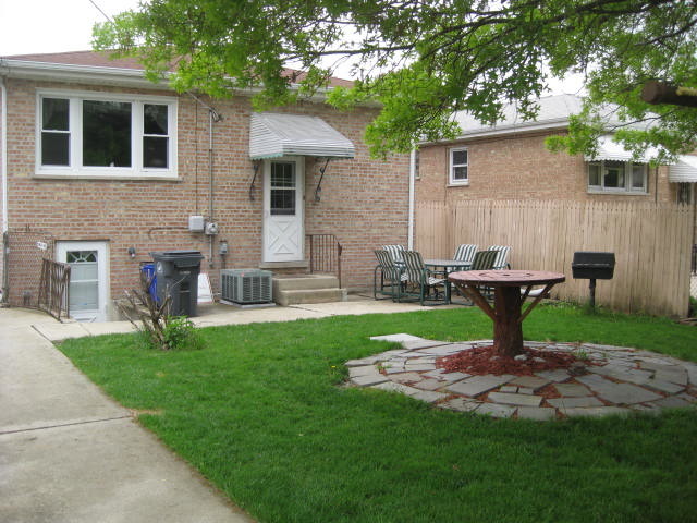 8139 45th Pl, Lyons, IL 60534 photo 15