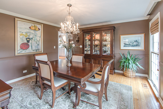 1355 N Summit St, Wheaton, IL 60187 photo 8