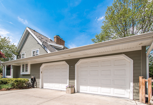 1355 N Summit St, Wheaton, IL 60187 photo 4