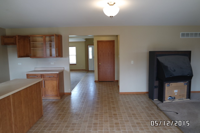 1715 Kenicott Ln, Plainfield, IL 60586 photo 7