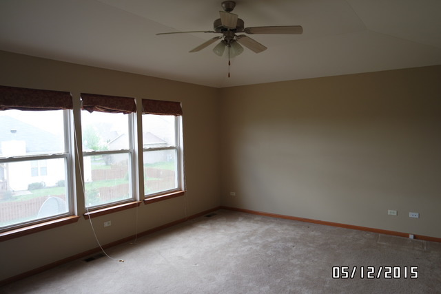 1715 Kenicott Ln, Plainfield, IL 60586 photo 10