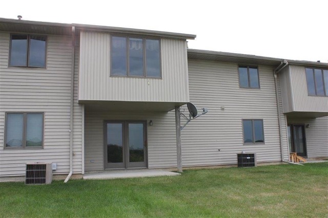 15439 Henry Rd #b, Morrison, IL 61270 photo 9