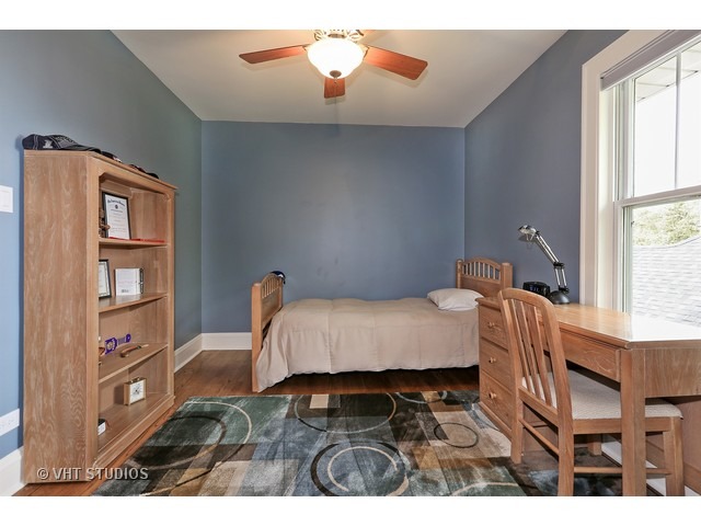 260 E May St, Elmhurst, IL 60126 photo 14
