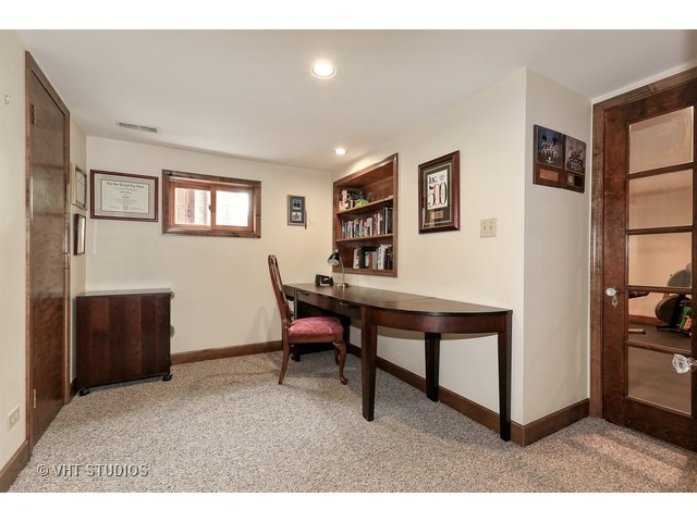 260 E May St, Elmhurst, IL 60126 photo 20