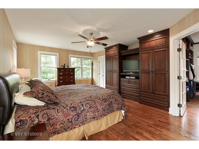 260 E May St, Elmhurst, IL 60126 photo 15