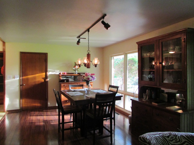 336 S Commonwealth Ave, Elgin, IL 60123 photo 3