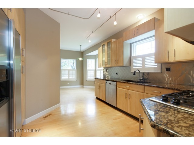 262 Bay Dr, Itasca, IL 60143 photo 3