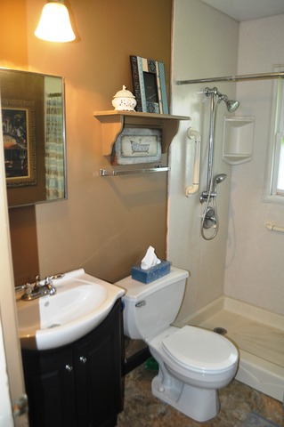 110-12 Mckinstry Dr, Elgin, IL 60123 photo 8