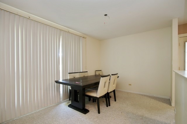 607 E Weathersfield Way, Schaumburg, IL 60193 photo 5