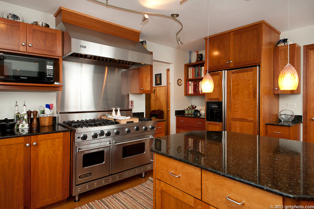 246 E Oneida Ave, Elmhurst, IL 60126 photo 9
