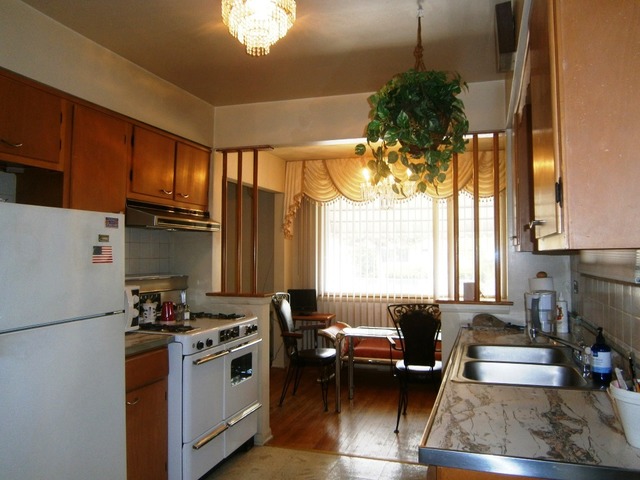 373 E 87th Pl, Chicago, IL 60619 photo 4