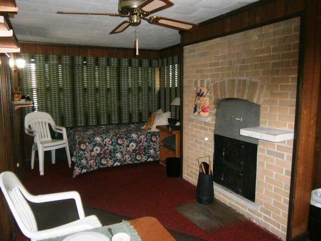 373 E 87th Pl, Chicago, IL 60619 photo 6