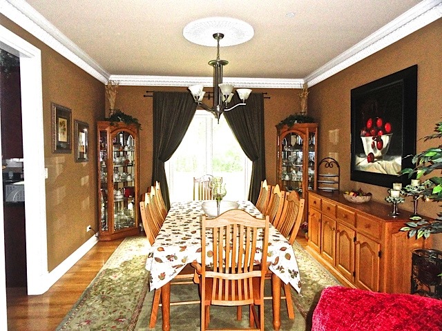 870 Freeman Rd, Hoffman Estates, IL 60192 photo 2