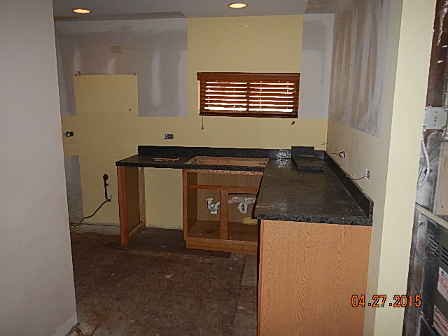 1664 E Algonquin Rd, Des Plaines, IL 60016 photo 16