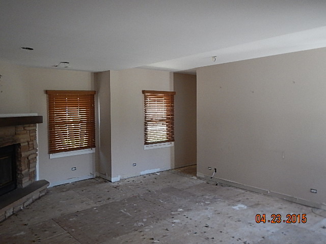1664 E Algonquin Rd, Des Plaines, IL 60016 photo 14