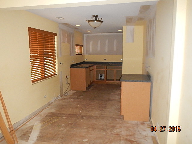 1664 E Algonquin Rd, Des Plaines, IL 60016 photo 3