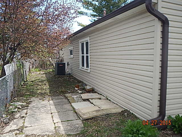 1664 E Algonquin Rd, Des Plaines, IL 60016 photo 21