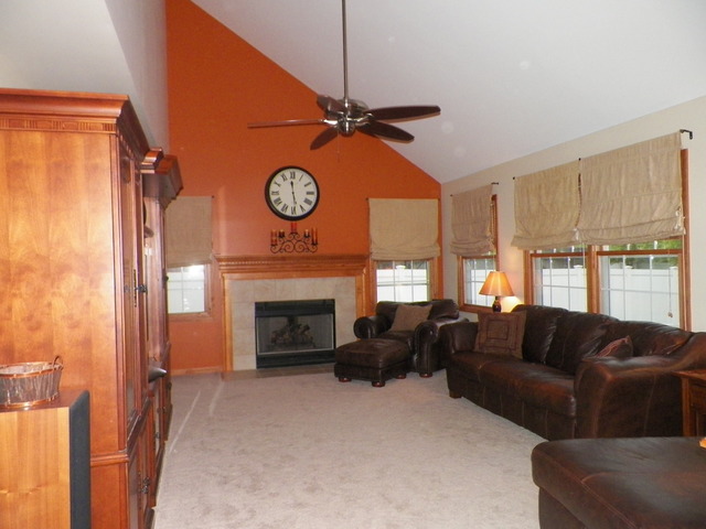 2023 Gleneagle Dr, Plainfield, IL 60586 photo 10