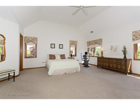 1361 Gordon Ln, Lemont, IL 60439 photo 6