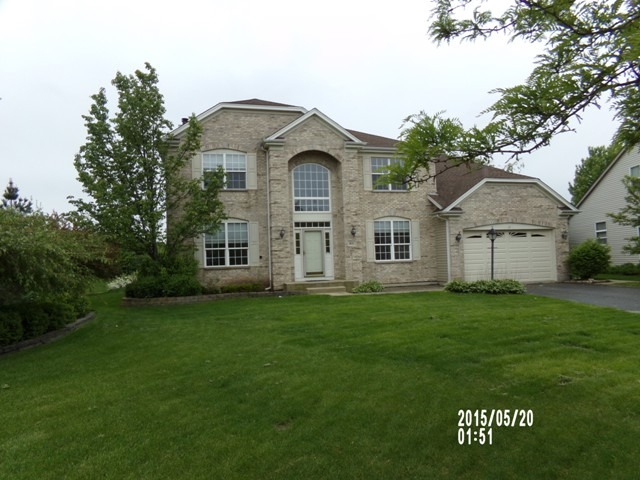1821 Broadsmore Dr, Algonquin, IL 60102 photo 1
