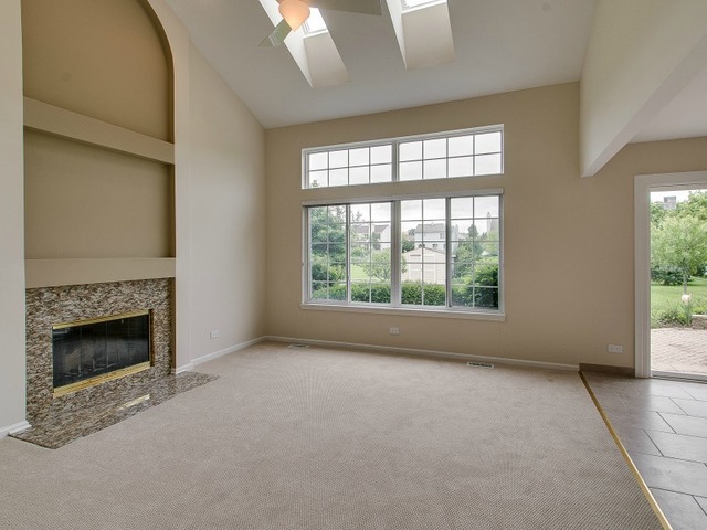 505 Ivory Ln, Bartlett, IL 60103 photo 6