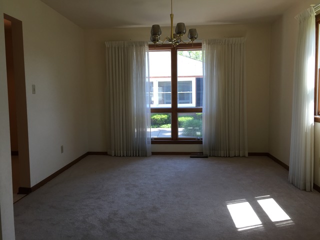 1015 E 8th St, Lockport, IL 60441 photo 5