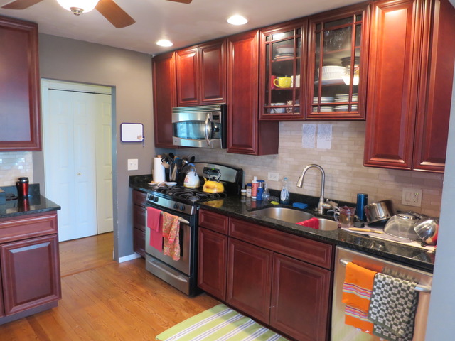 1019 E Lowden Ave, Wheaton, IL 60189 photo 2