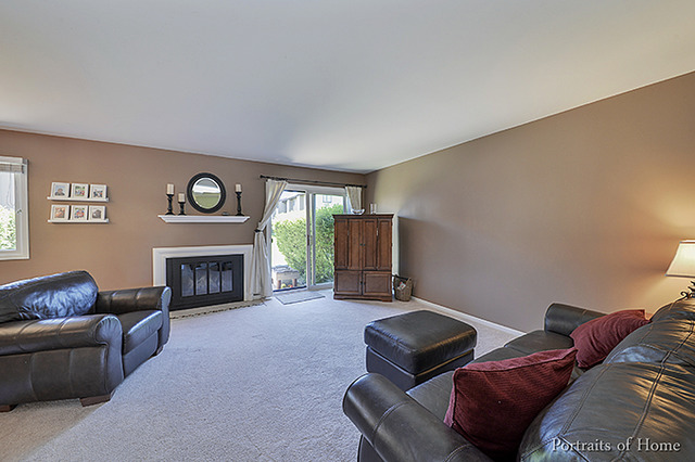 1425 Blackburn St, Wheaton, IL 60189 photo 4