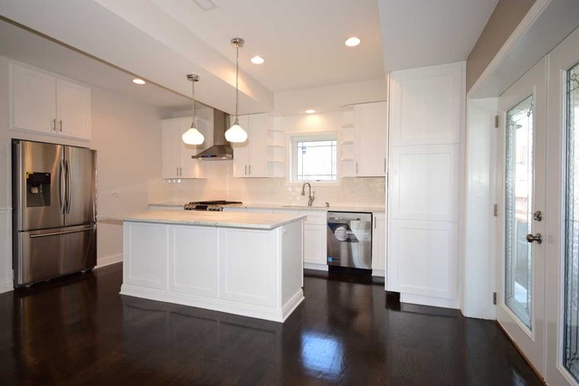 6710 Riverside Dr, Berwyn, IL 60402 photo 8