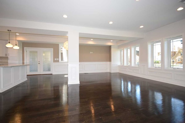 6710 Riverside Dr, Berwyn, IL 60402 photo 5