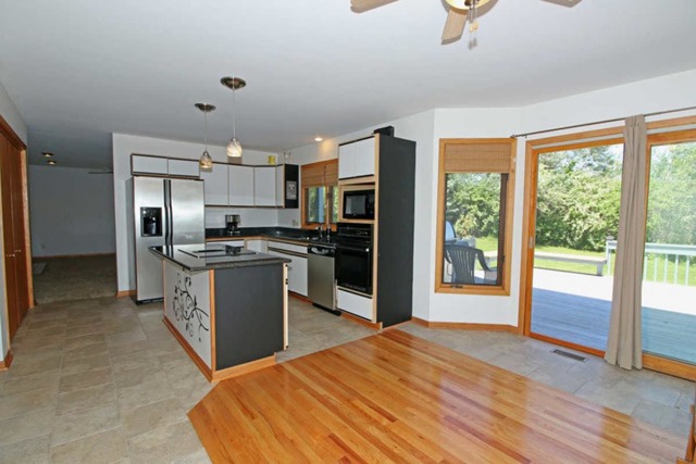 6428 Chickaloon Dr, Mchenry, IL 60050 photo 7