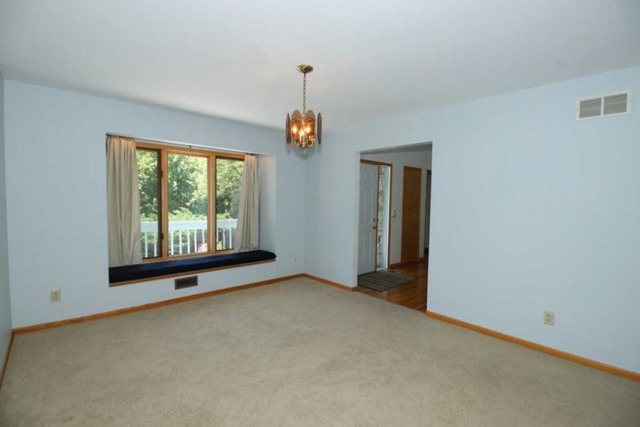 6428 Chickaloon Dr, Mchenry, IL 60050 photo 4