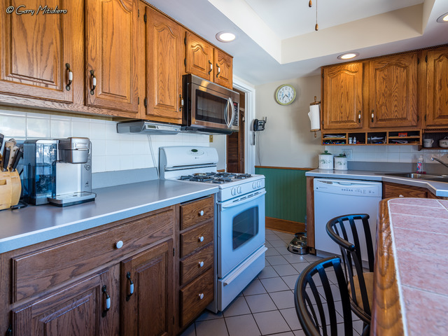 17527 Burnham Ave, Lansing, IL 60438 photo 7