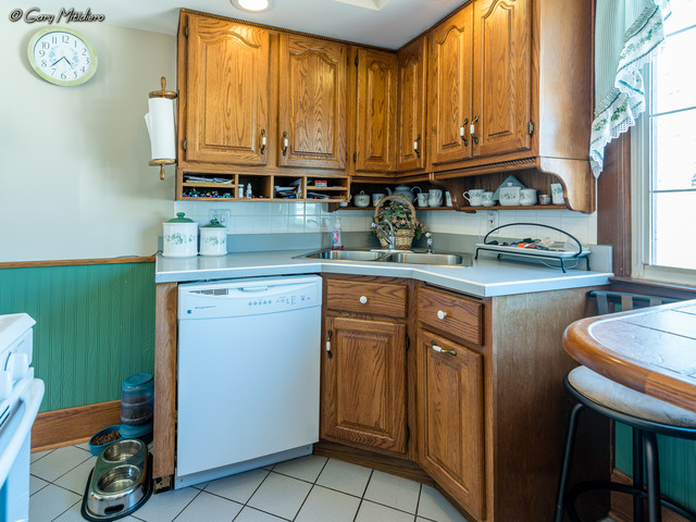 17527 Burnham Ave, Lansing, IL 60438 photo 8