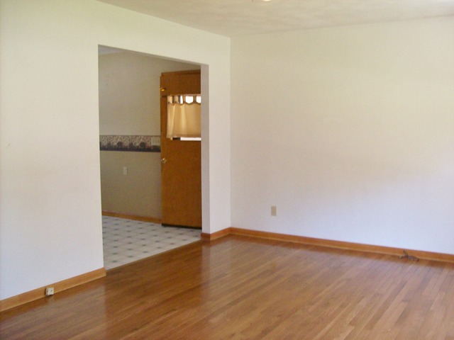 802 E 12th St, Sterling, IL 61081 photo 12