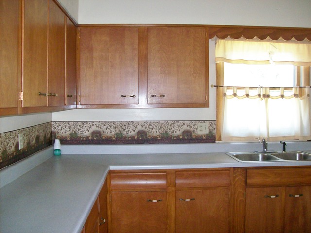 802 E 12th St, Sterling, IL 61081 photo 8