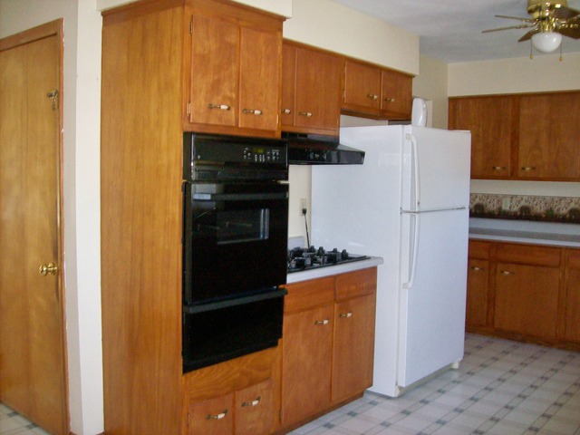 802 E 12th St, Sterling, IL 61081 photo 6