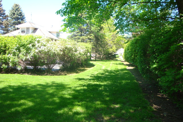 2249 Dewes St, Glenview, IL 60025 photo 7