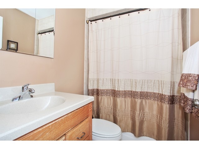 4010 Phyllis Rd, Northbrook, IL 60062 photo 10