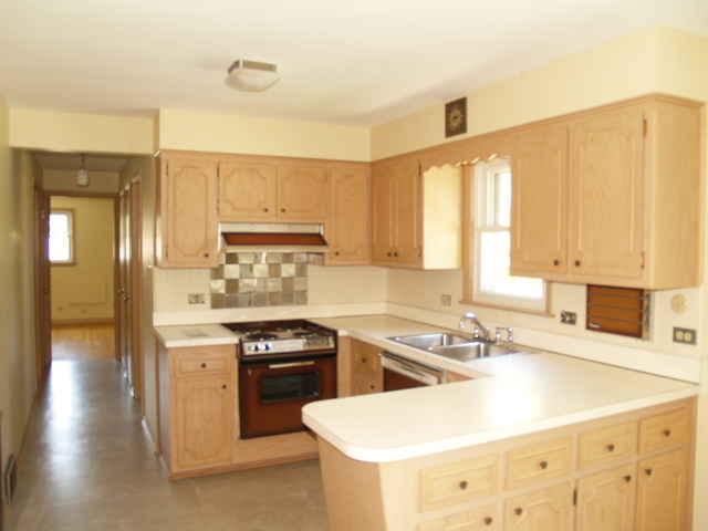 5300 S Mayfield Ave, Chicago, IL 60638 photo 4