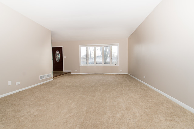 1768 Euclid Ave, Mount Prospect, IL 60056 photo 9