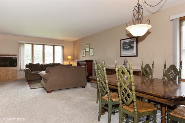 2276 Beverly Dr, Morris, IL 60450 photo 4